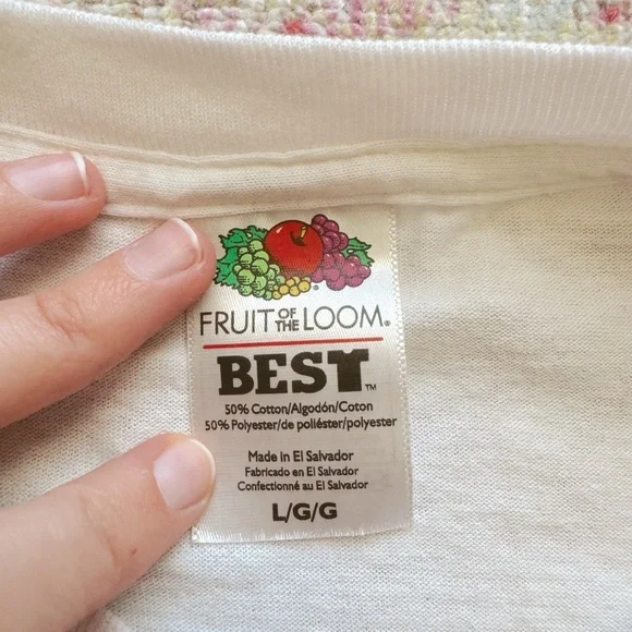 Fruit of the Loom, Men’s Vintage Schlitz White Graphic Tee - Picture 5 of 5